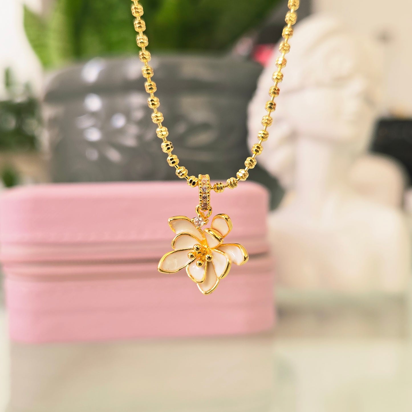Cadena Flor de Loto