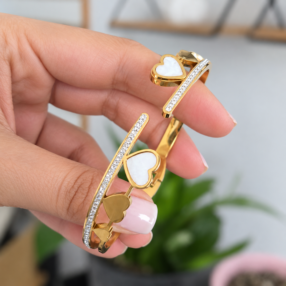 Brazalete Corazones En Acero Inoxidable