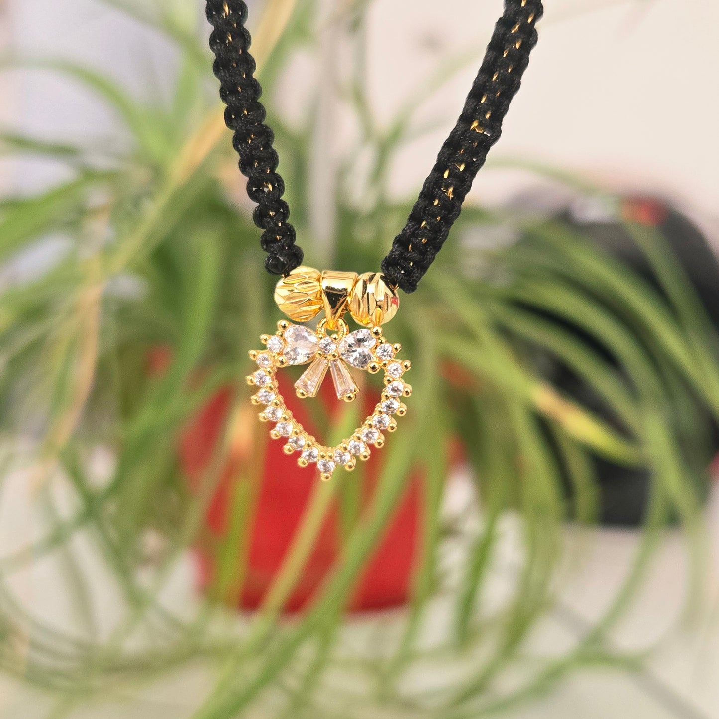 Chocker Coquette