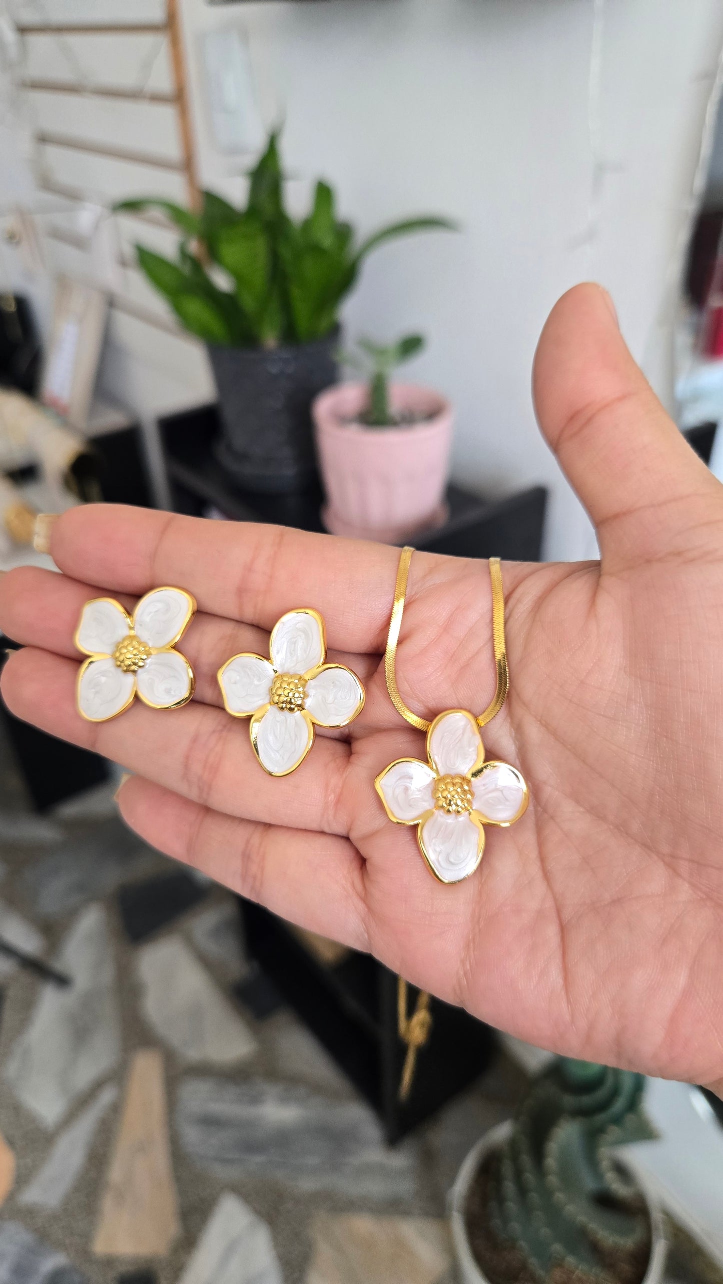 Set Flores Blancas Acero