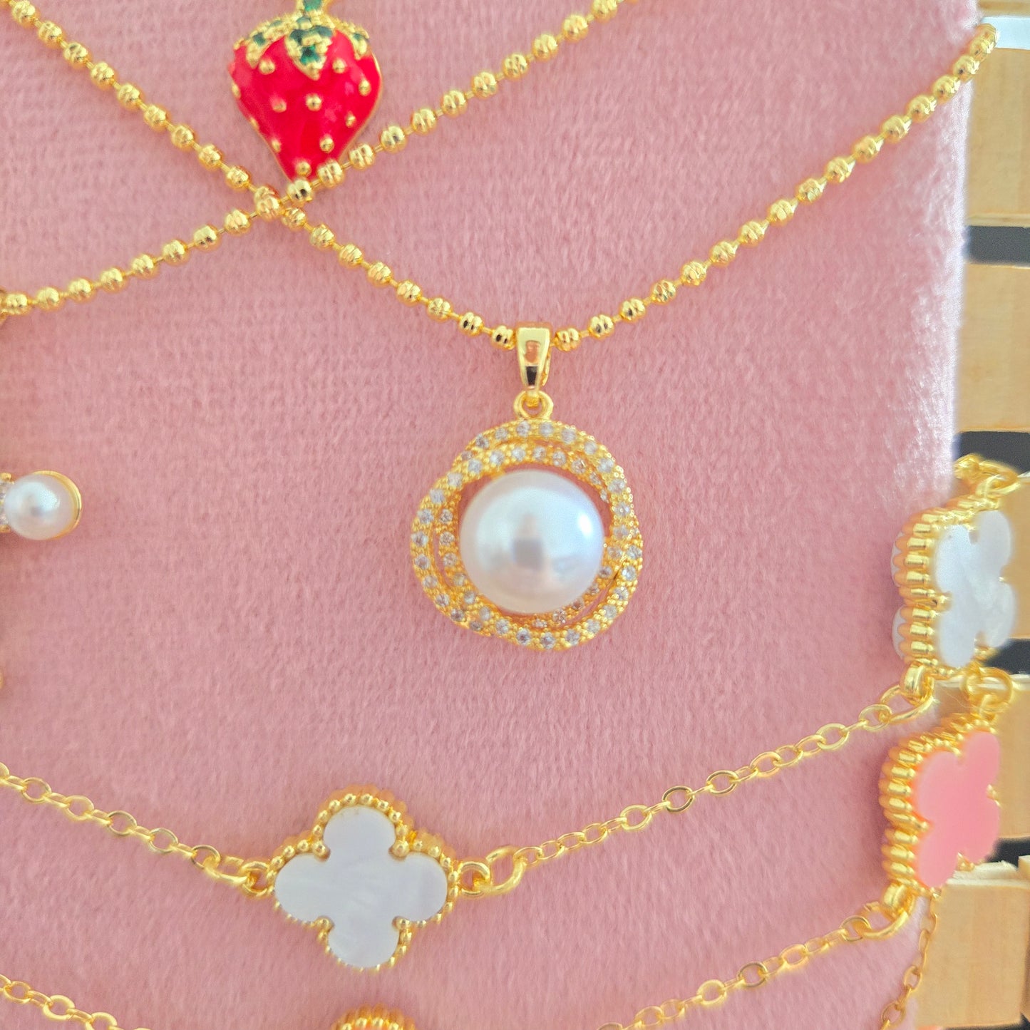 Collar Universe Perla
