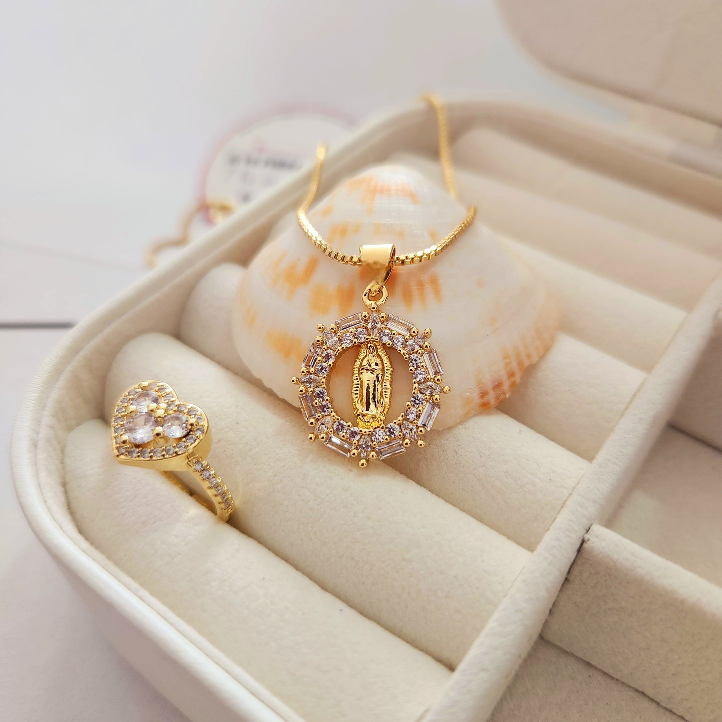 Cadena Virgen Guadalupe Circones