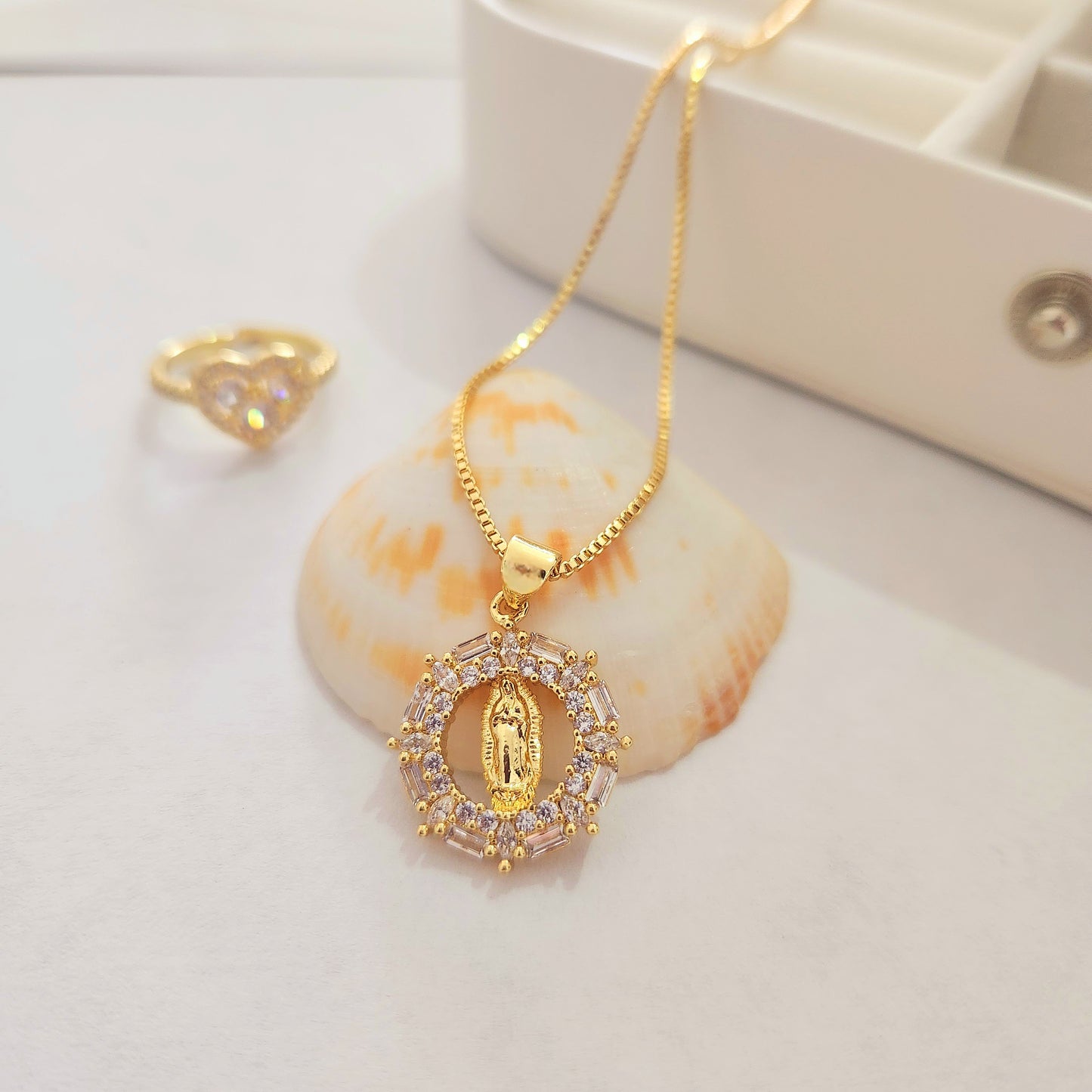Cadena Virgen Guadalupe Circones