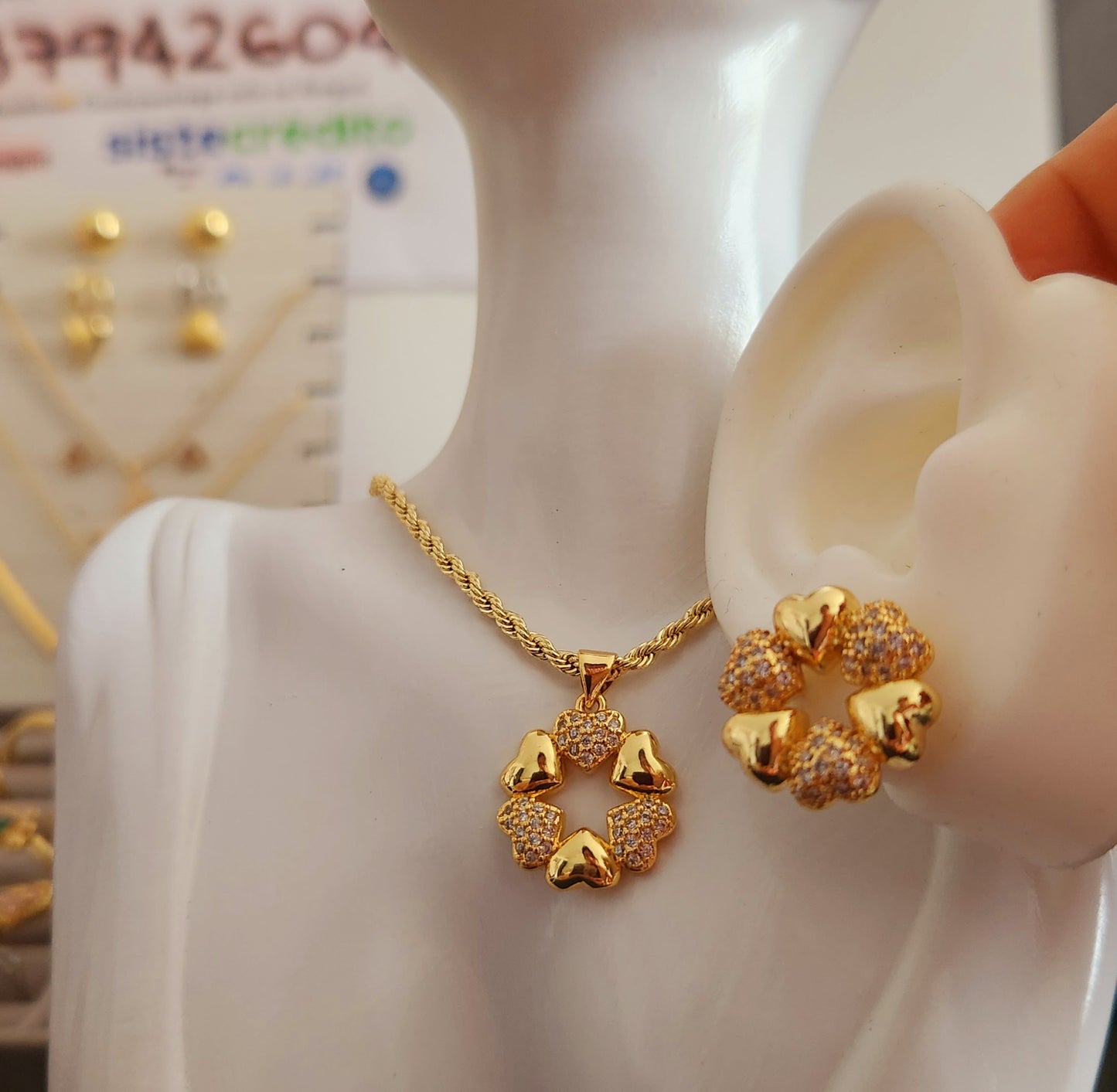 Juego Collar 6 Corazones Lazo