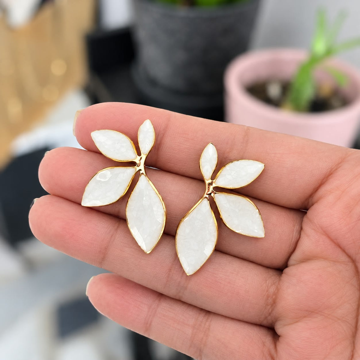 Aretes Media Flor Blancos Acero