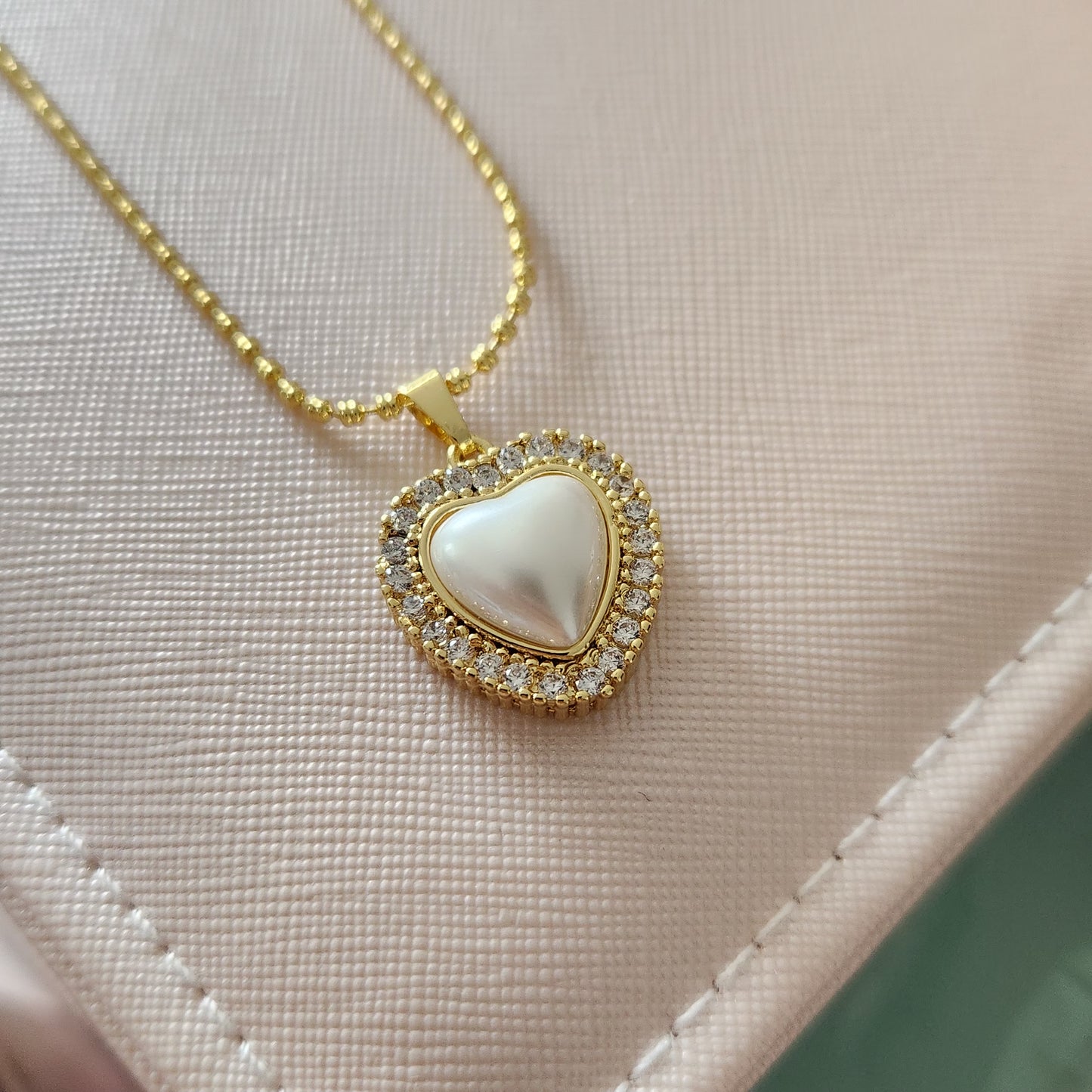Collar Corazón Perla