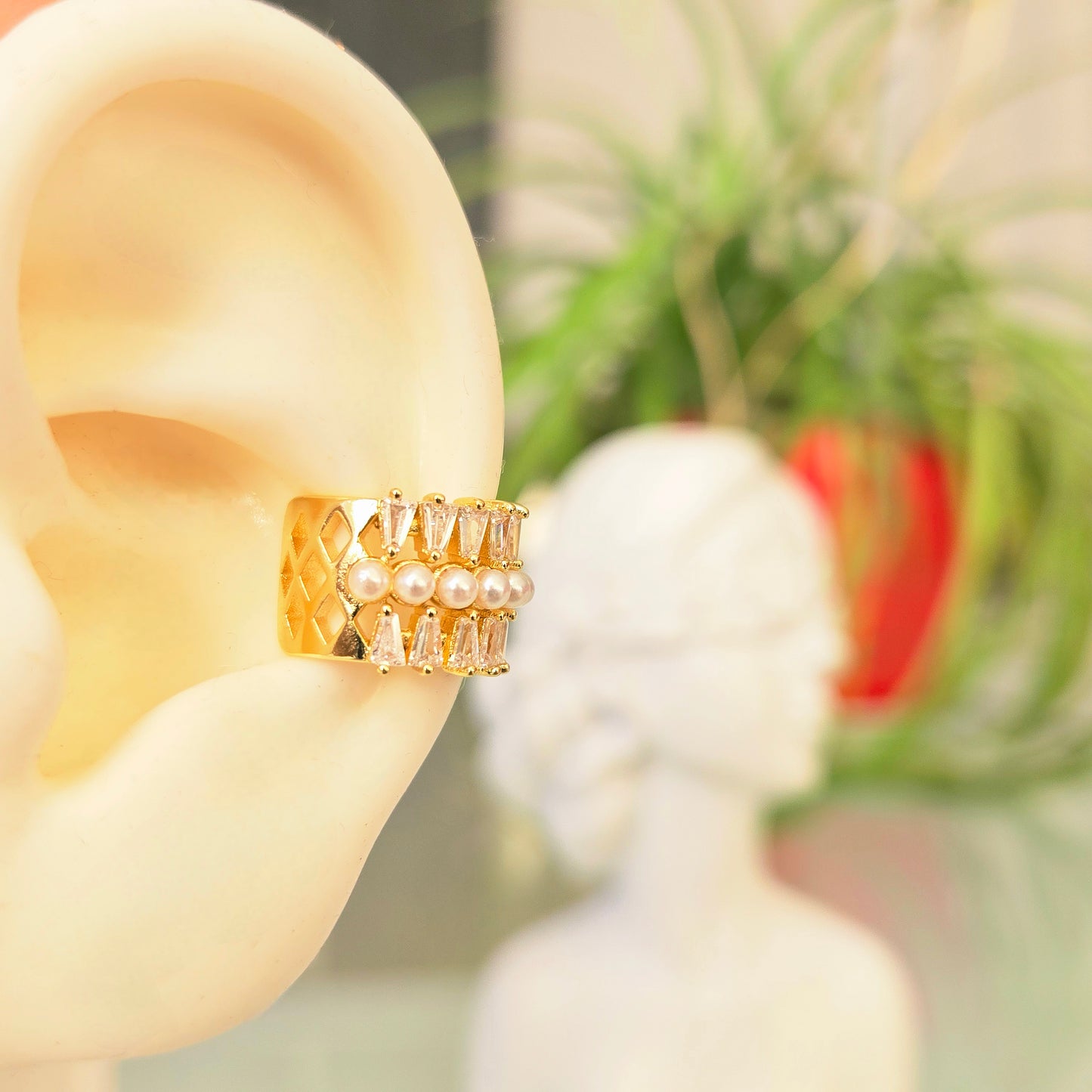 Ear Cuff Perlita Cristal