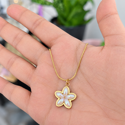 Cadena Flor Perla Acero
