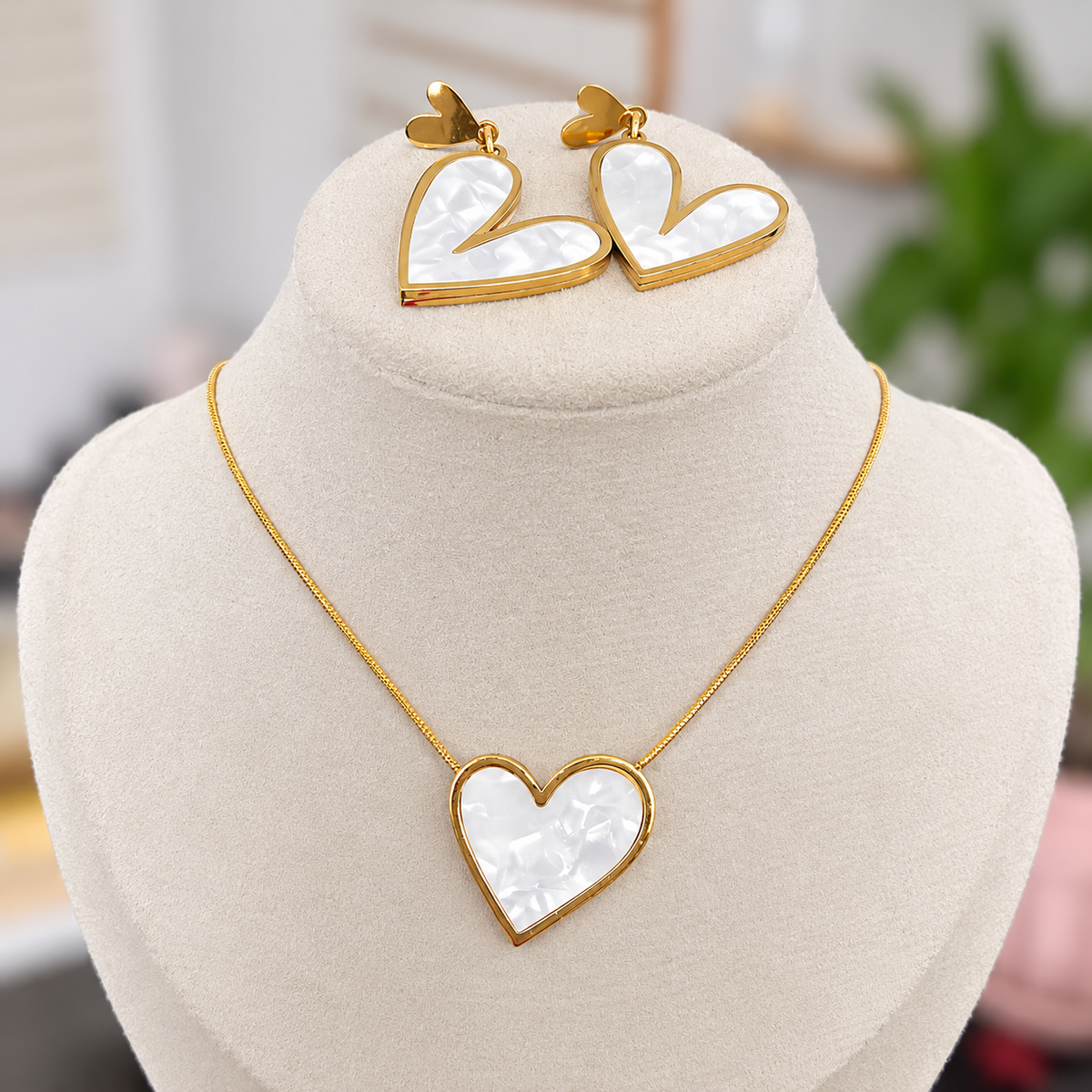 Set Cadena y Aretes Corazón Acero