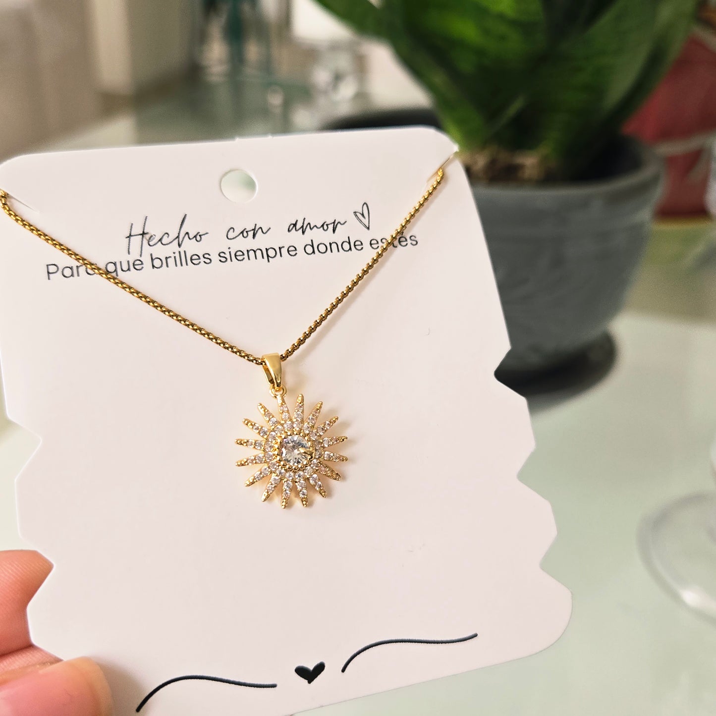 Cadena Sol Destellos