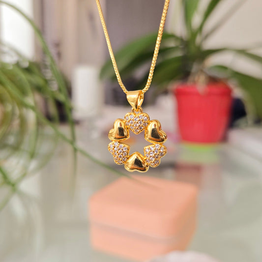 Cadena Seis Corazones