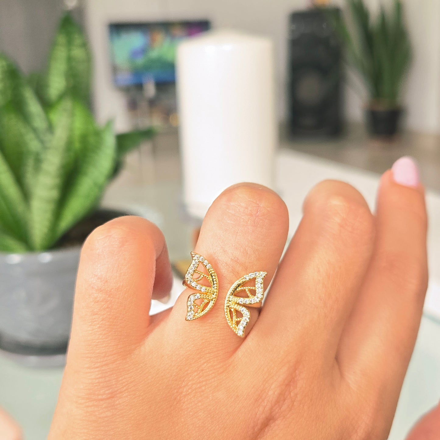 Anillo Mariposa Microcircones