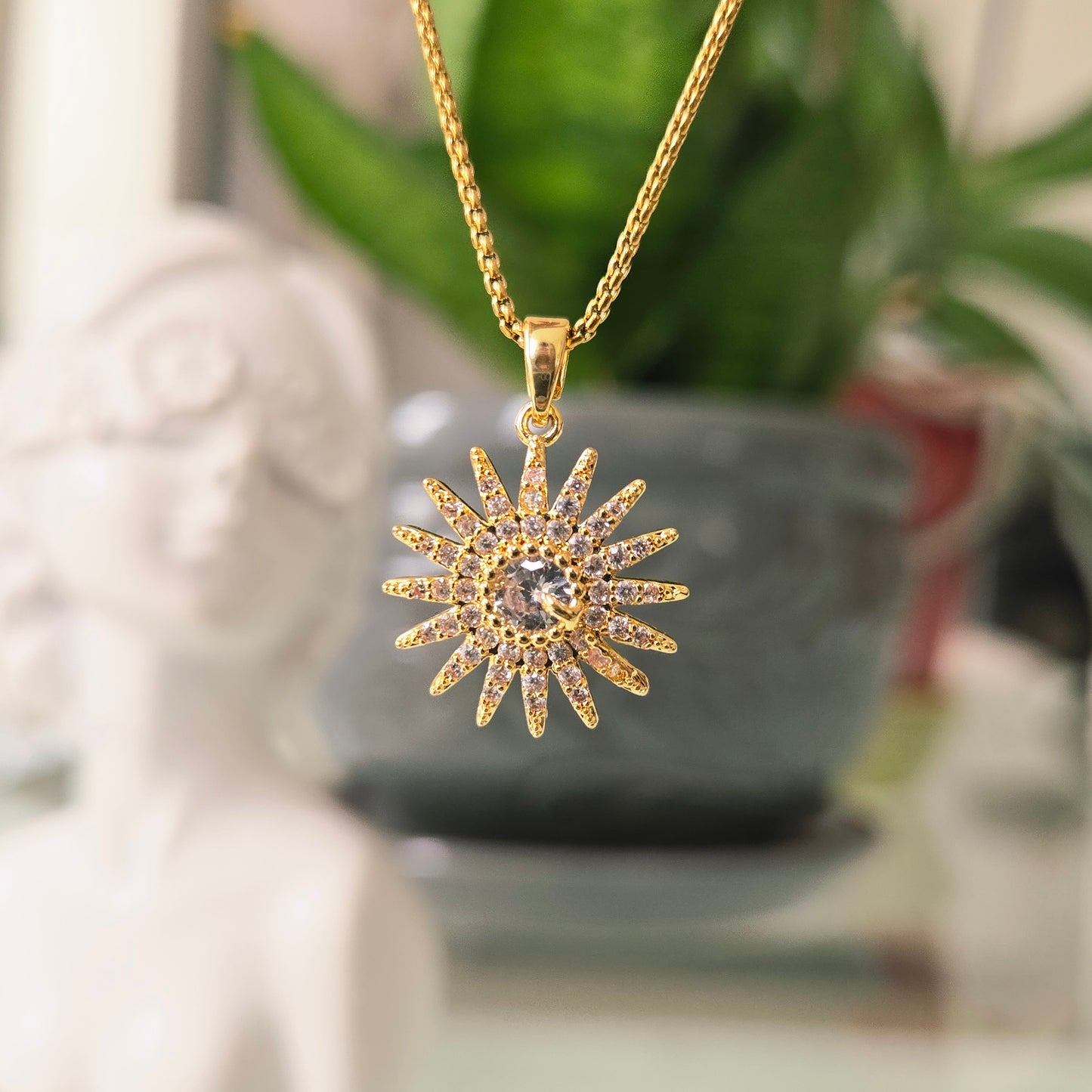 Cadena Sol Destellos