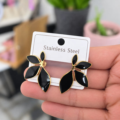 Aretes Media Flor Negros Acero