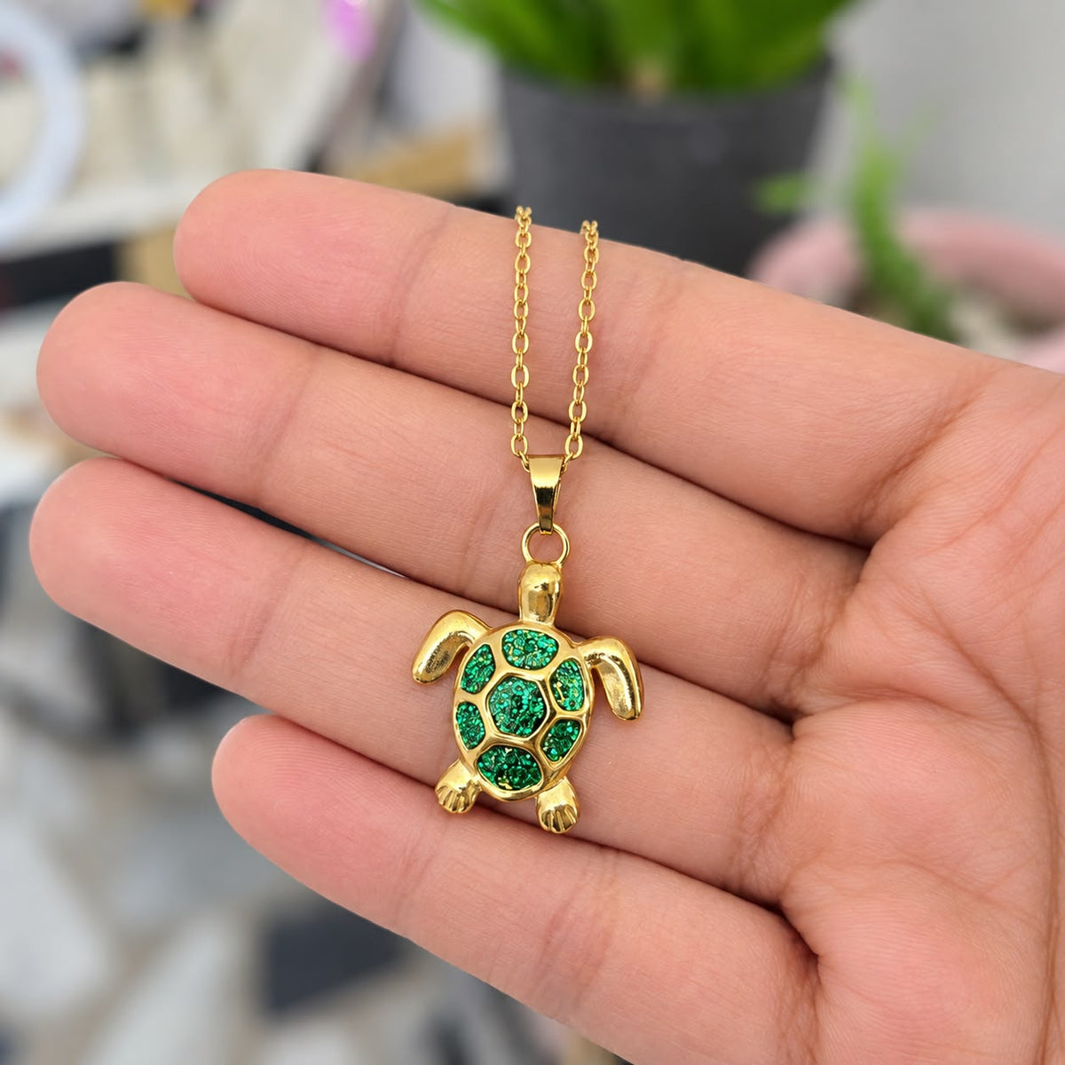 Cadena Tortuga Verde Esmeralda