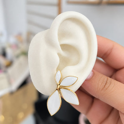 Aretes Media Flor Blancos Acero
